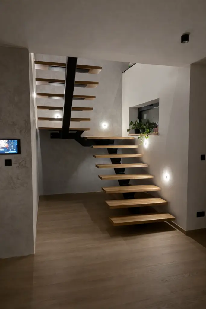 Ambientní LED podsvícení řízené systémem Loxone, realizace Hradec Králové.